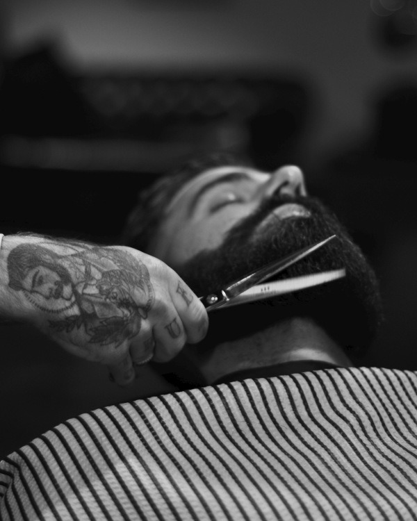 Beard trim service at Lion Barbering, Springfield, Dundee